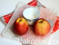 Pečena jabolka z medom v pečici: najboljši recepti